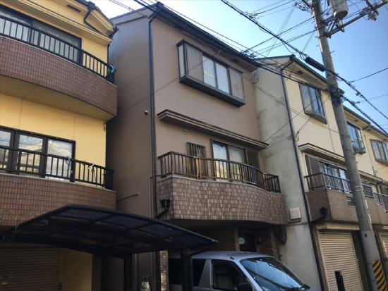 3階建ての外壁塗装施工後