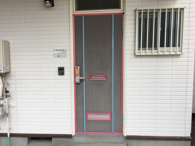 ドア塗装養生